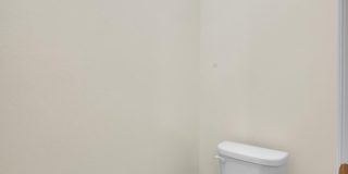 2538 SE Rock Springs Drive Gallery 20