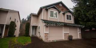 Luxury Three Bedroom, Three Bath Townhouse with Attached Garage Gallery 1