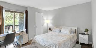 6406 Friars Rd Gallery 7