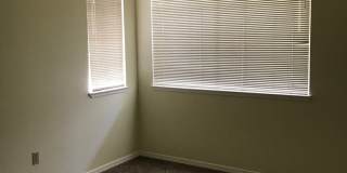 3 Bedroom 2 Bath home w Garage Gallery 9