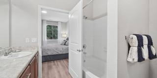 Solaire Apartments Gallery 7