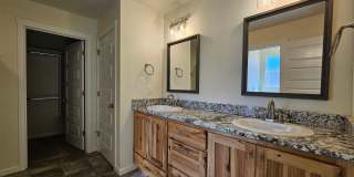 Newer Construction Close to Downtown Grants Pass Gallery 22