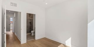 Reservoir District Townhome | 3 Bed + Den | 3.5 Bath | 1,800 Sf | Large Private Rooftop Deck & Balcony | 1 Car Garage Gallery 20