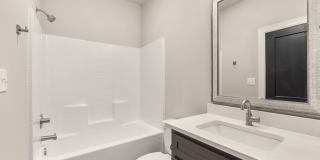 504 Cooner Street - A Gallery 21