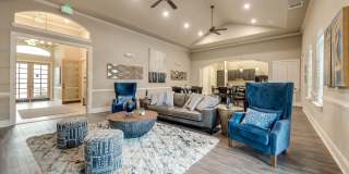 Majors Place Gallery 15