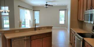 Annual Rental: Luxurious 4 Bedroom 3 bath POOL home in Woodlands of Rivendell! Just Blocks form Pineview School Gallery 29
