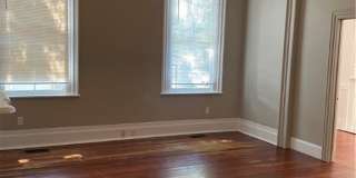 228 E Henry Street Gallery 9
