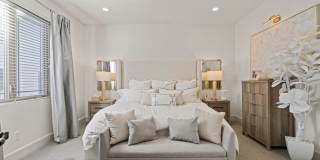 This luxurious townhouse on Cherry St. Gallery 26