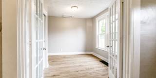 2005 Aberdeen Ave Gallery 17