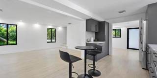 823 33rd Street, West Palm Beach, FL 33407 - 4705 Gallery 4