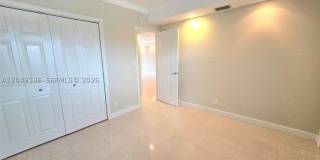 1400 NE 57th Ct Gallery 19