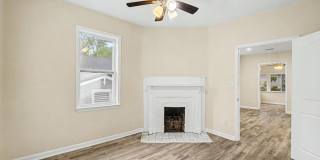 Downtown 2 bedroom Condo Gallery 12