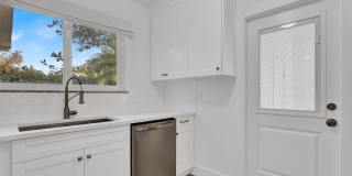 601 Paulina Road Gallery 13