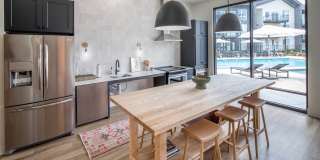 Heirloom Gallery 21