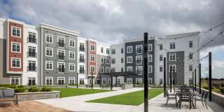 75 Canal Gallery 31