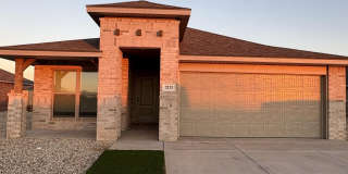 2121 Langford Avenue Gallery 1