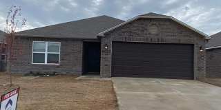 NOW PRE-LEASING — Charming 3-Bedroom | 2-Bath Home in Regency Park Gallery 4