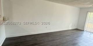 11905 NE 2nd Ave Gallery 6