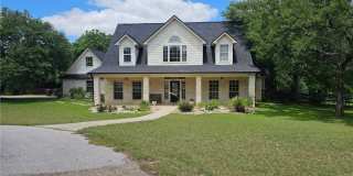 1060 Great Oaks Drive Gallery 1