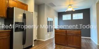 Great 3 bed and 3 bath home in Spanaway! Gallery 5