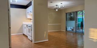 10 Hampshire Circle, Little Rock AR 72211 - Wonderfully updated 3br 2ba 2 story condo just off R Parham Gallery 5
