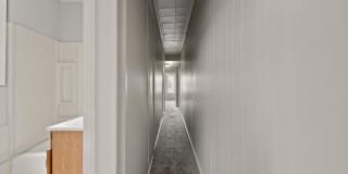 225 N LUZERNE Avenue Gallery 20