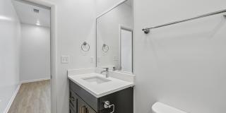 Cottage Court Gallery 69