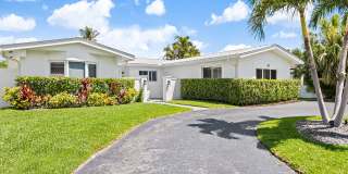 ***NO HOA - Move In Today*** Coastal Elegance Awaits! Stunning 5-Bedroom Home in Prime Fort Lauderdale Location Gallery 3