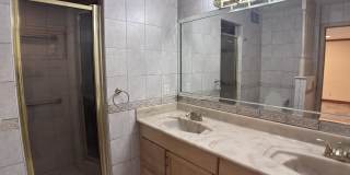 4719 Frankfort Avenue Gallery 31