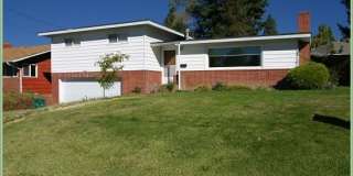 3 Bedroom, 1.5 Bath House in Pacific Terrace neighborhood Gallery 1