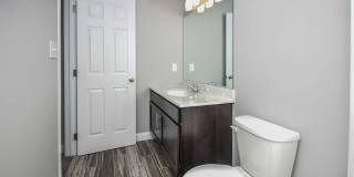 515 ELM Street Gallery 13