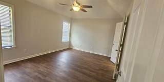 7703 Crystal Brook Gallery 13