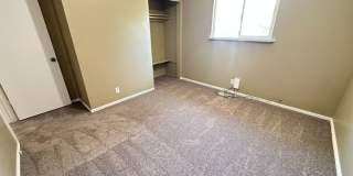 6046 S 4000 W - Duplex Gallery 13