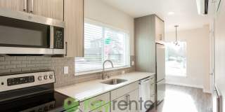Bright, Modern Townhome Steps from Ballard Dining and Cafes Gallery 1