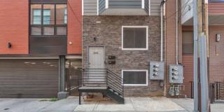 1614 CAMBRIDGE Street Gallery 1