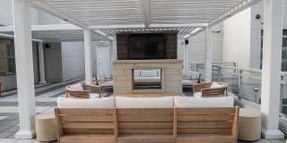 Trace Gallery 25