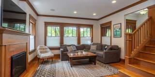 4519 N Sacramento Avenue Gallery 3
