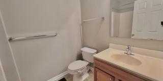 Updated 3BD/2.5BTH Townhome with Exspansive Deck & Attached Garage! Gallery 20