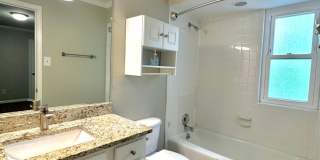 Spacious Condo in Prime Sandy Springs Location – Gated Community with Pool! Gallery 10