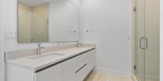 6 N Bishop Street Gallery 22