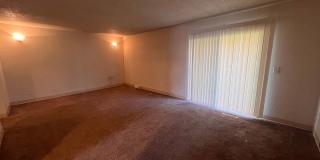 3 Bd Townhome Gallery 40