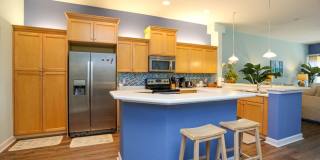 Beautiful Estero Condo Gallery 8