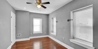 205 HERMITAGE Street Gallery 20