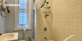 Stunning 3 bed in Brookline Stunning 3 bed in Brookline Gallery 1