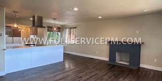 Exceptional South Beacon Hill 3 BD 2 BA! Huge Deck! Gallery 5