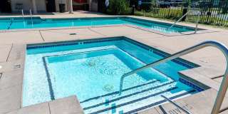 River Oaks Apartments Gallery 18