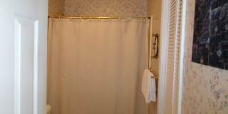 Furnished 1 bedroom condo with beautiful water views. Gallery 13