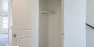 Private 4 Bedroom Corner Unit Gallery 22