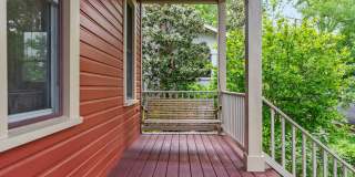 Spacious Kent Home | 6 Bed | 4 Bath | 4,000 Sf | Front Porch + Backyard | Detached 4-Car Garage Gallery 44