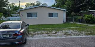 4951 SW 28th Terrace Gallery 16